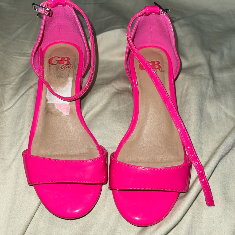 Girls sandles